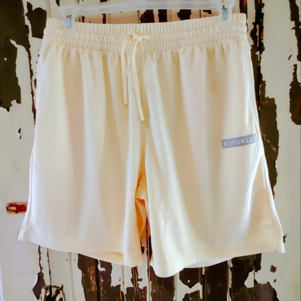 HURLEY NWT $40 LARGE YELLOW